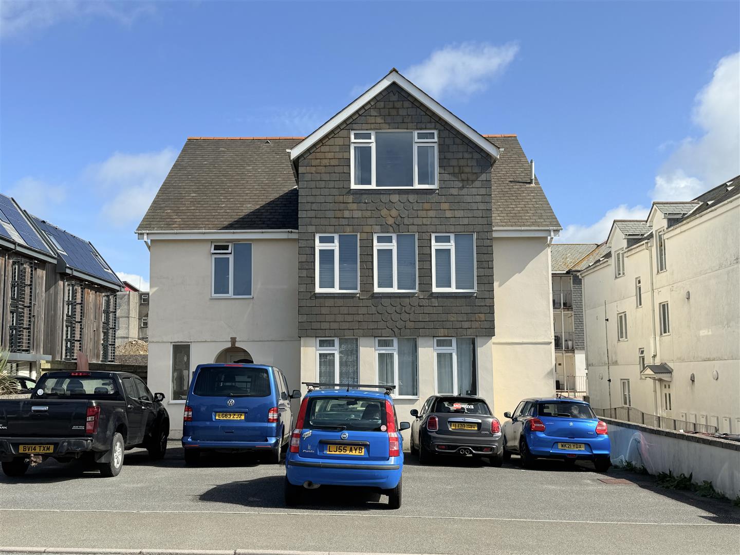 Dandre Apartments, Hilgrove Road